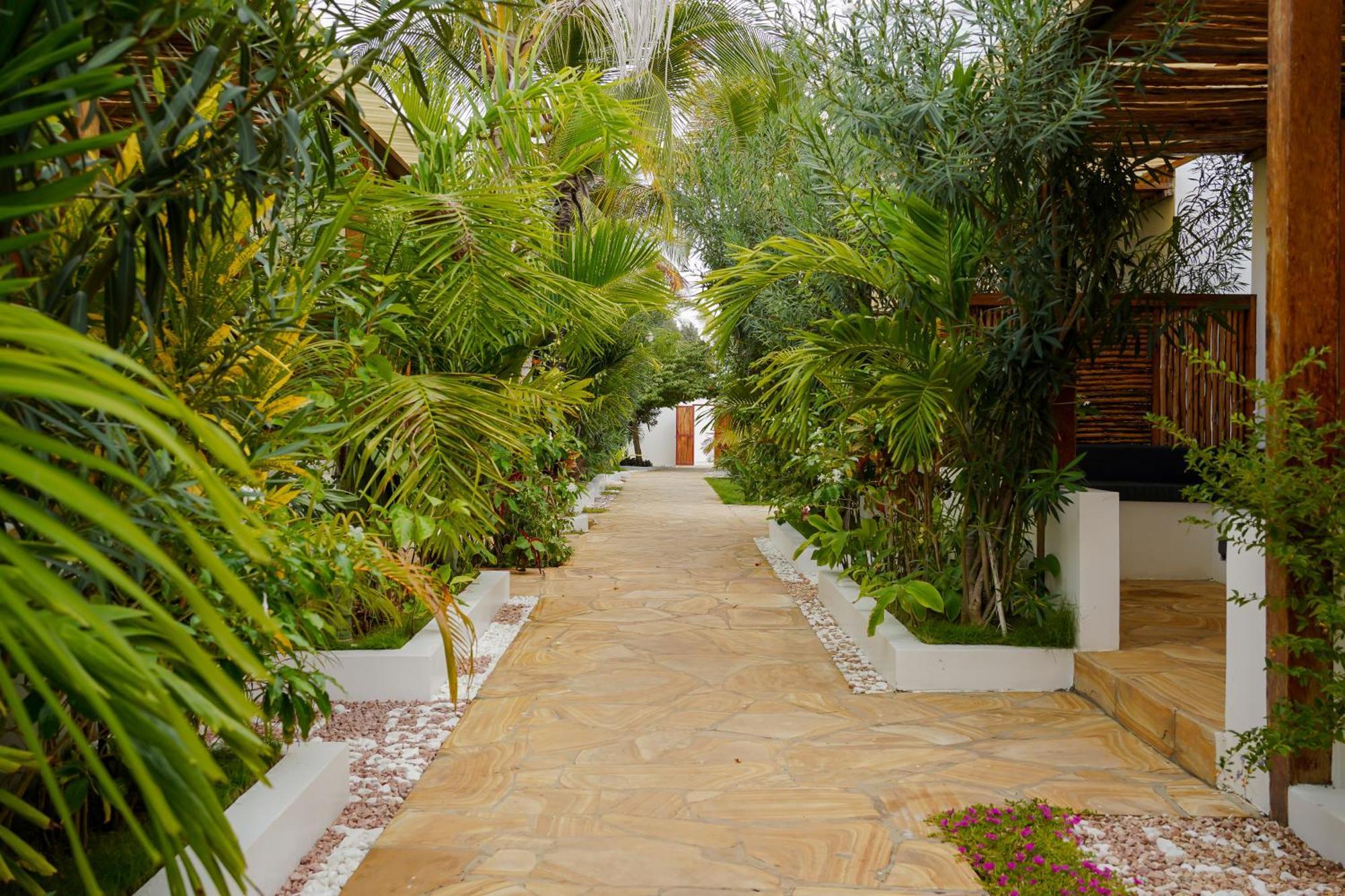 The Bali Resort Zanzibar Pingwe Eksteriør billede
